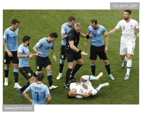 探花郎VJ埃奇库姆赛场激情瞬间与球迷互动分享精彩时刻